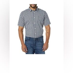 Men's Short-Sleeve Gingham Button-Down Shirt — Black & White